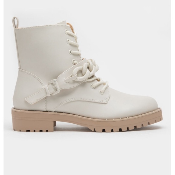 Brand new DOLCE VITA Osten Chainlink Womens Boots! - Picture 1 of 8